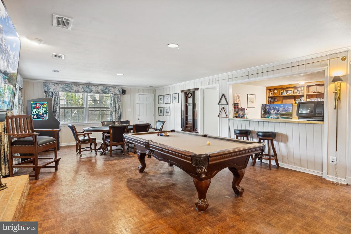 1219 POTOMAC SCHOOL RD, MCLEAN, Virginia 22101, 5 Bedrooms Bedrooms, ,3 BathroomsBathrooms,Residential,For sale,1219 POTOMAC SCHOOL RD,VAFX2237450 MLS # VAFX2237450