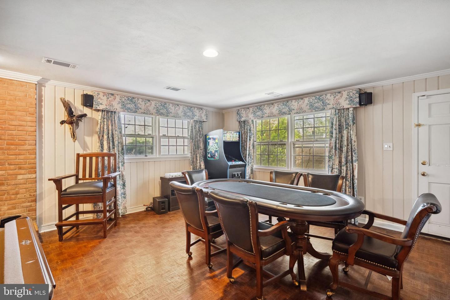 1219 POTOMAC SCHOOL RD, MCLEAN, Virginia 22101, 5 Bedrooms Bedrooms, ,3 BathroomsBathrooms,Residential,For sale,1219 POTOMAC SCHOOL RD,VAFX2237450 MLS # VAFX2237450