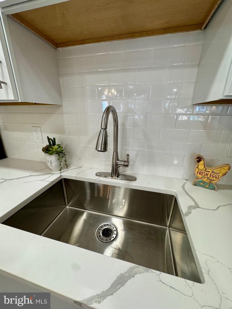 511 N ARMISTEAD ST #T2, ALEXANDRIA, Virginia 22312, 3 Bedrooms Bedrooms, ,2 BathroomsBathrooms,Residential,For sale,511 N ARMISTEAD ST #T2,VAAX2044708 MLS # VAAX2044708
