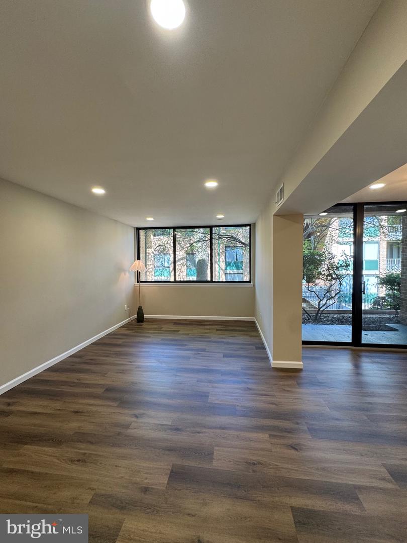 511 N ARMISTEAD ST #T2, ALEXANDRIA, Virginia 22312, 3 Bedrooms Bedrooms, ,2 BathroomsBathrooms,Residential,For sale,511 N ARMISTEAD ST #T2,VAAX2044708 MLS # VAAX2044708