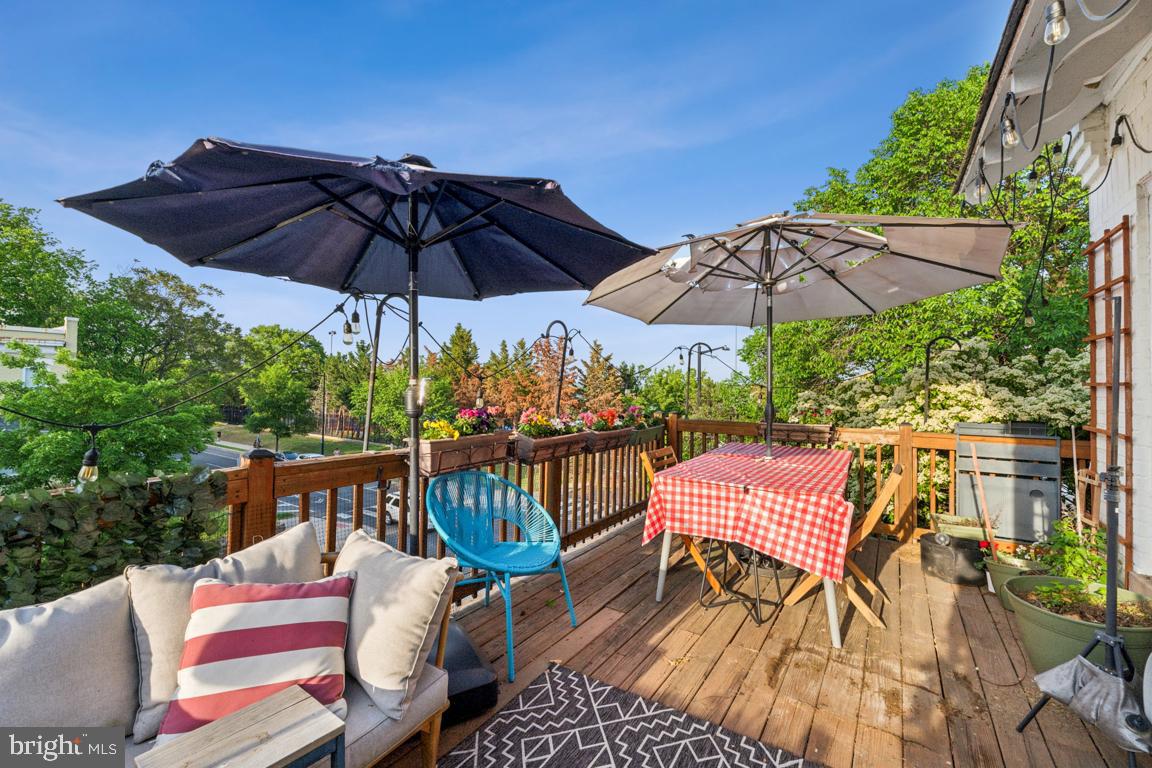 1637 A ST NE #3, WASHINGTON, District Of Columbia 20002, 2 Bedrooms Bedrooms, ,2 BathroomsBathrooms,Residential,For sale,1637 A ST NE #3,DCDC2197882 MLS # DCDC2197882