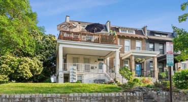 1637 A ST NE #3, WASHINGTON, District Of Columbia 20002, 2 Bedrooms Bedrooms, ,2 BathroomsBathrooms,Residential,For sale,1637 A ST NE #3,DCDC2197882 MLS # DCDC2197882