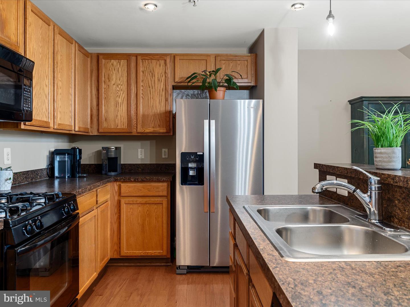15288 ROSEMONT MANOR DR, HAYMARKET, Virginia 20169, 2 Bedrooms Bedrooms, ,2 BathroomsBathrooms,Residential,For sale,15288 ROSEMONT MANOR DR,VAPW2093400 MLS # VAPW2093400