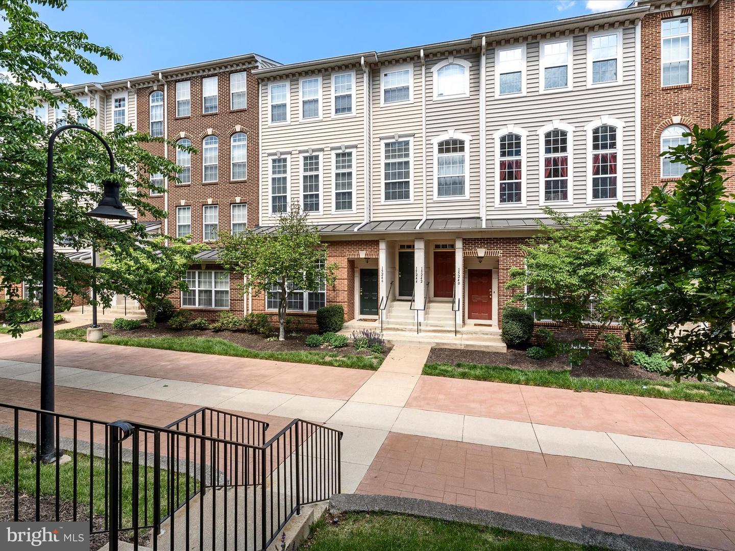 15288 ROSEMONT MANOR DR, HAYMARKET, Virginia 20169, 2 Bedrooms Bedrooms, ,2 BathroomsBathrooms,Residential,For sale,15288 ROSEMONT MANOR DR,VAPW2093400 MLS # VAPW2093400