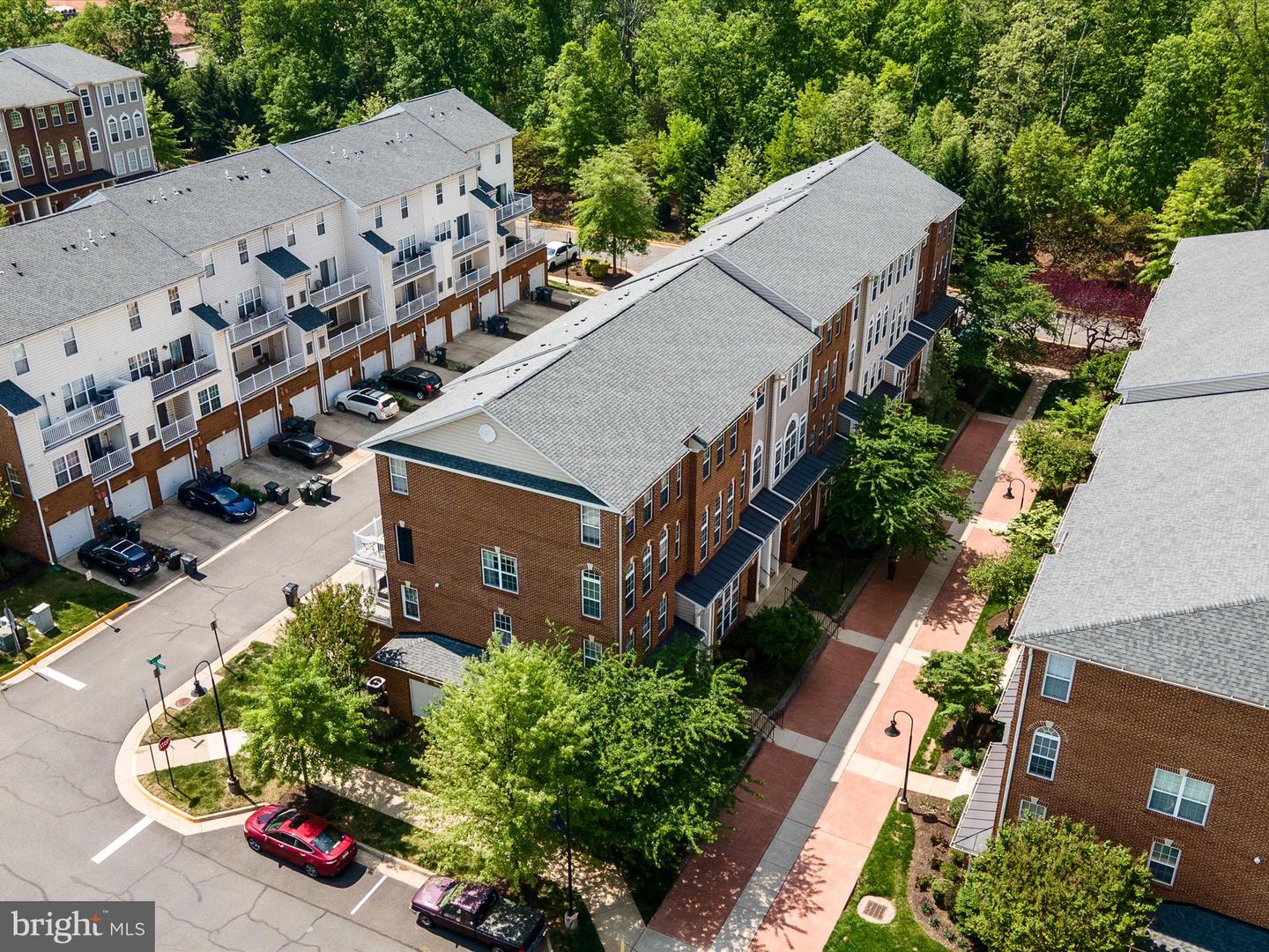 15288 ROSEMONT MANOR DR, HAYMARKET, Virginia 20169, 2 Bedrooms Bedrooms, ,2 BathroomsBathrooms,Residential,For sale,15288 ROSEMONT MANOR DR,VAPW2093400 MLS # VAPW2093400