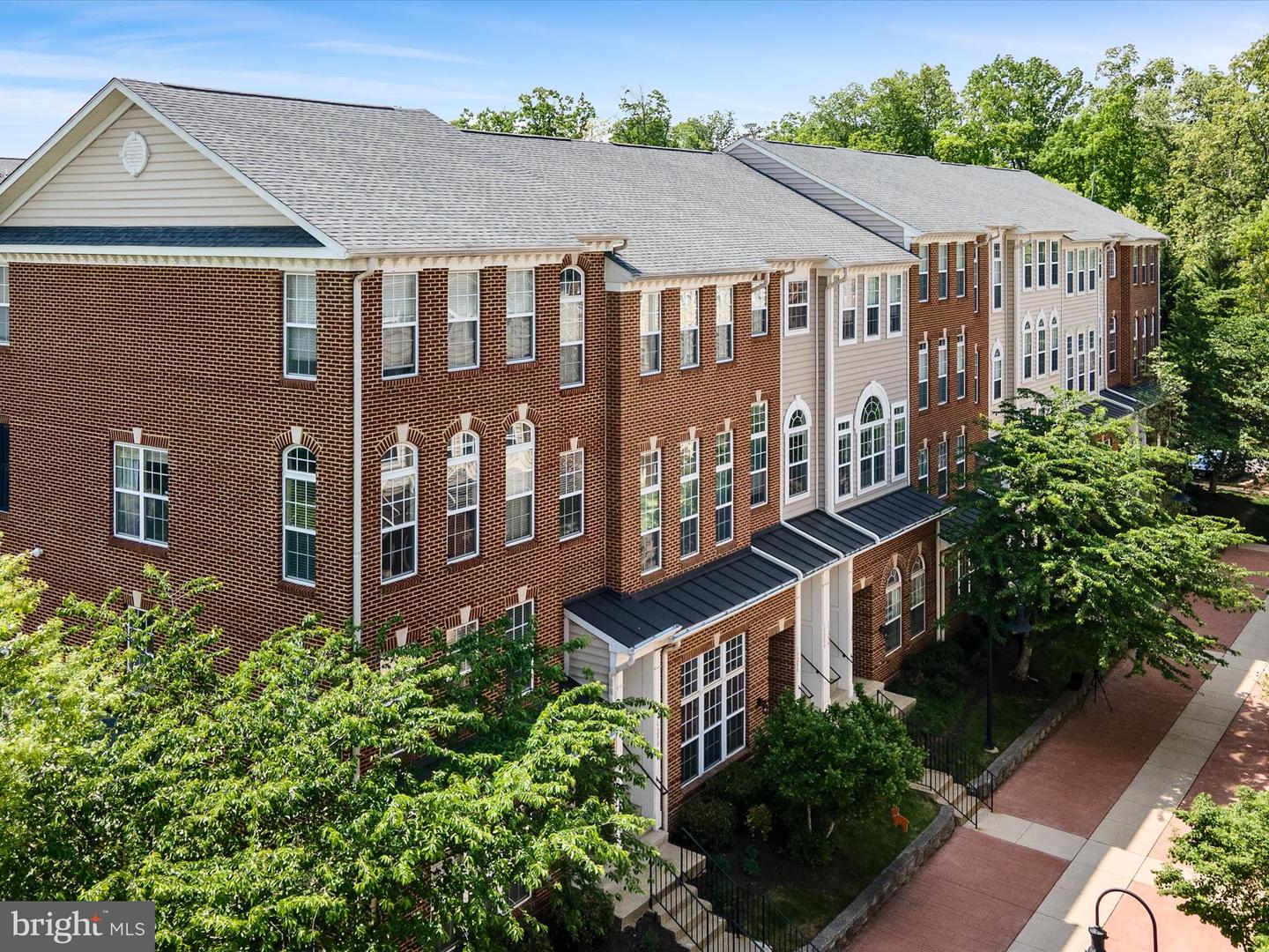 15288 ROSEMONT MANOR DR, HAYMARKET, Virginia 20169, 2 Bedrooms Bedrooms, ,2 BathroomsBathrooms,Residential,For sale,15288 ROSEMONT MANOR DR,VAPW2093400 MLS # VAPW2093400
