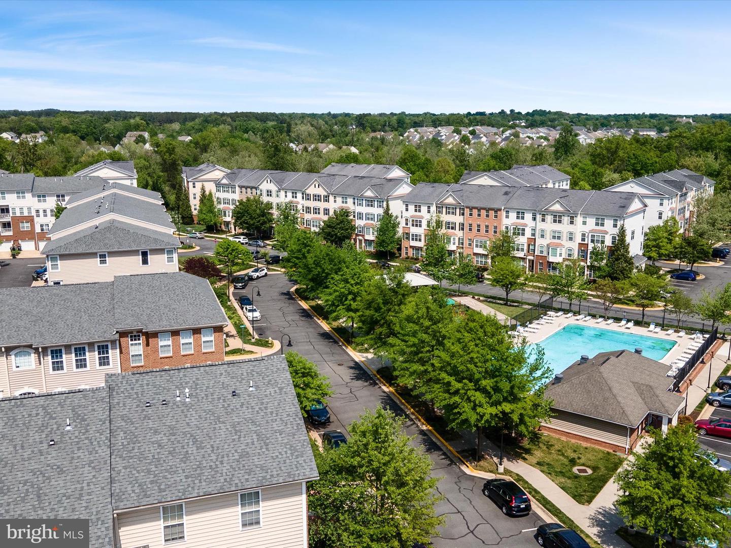 15288 ROSEMONT MANOR DR, HAYMARKET, Virginia 20169, 2 Bedrooms Bedrooms, ,2 BathroomsBathrooms,Residential,For sale,15288 ROSEMONT MANOR DR,VAPW2093400 MLS # VAPW2093400