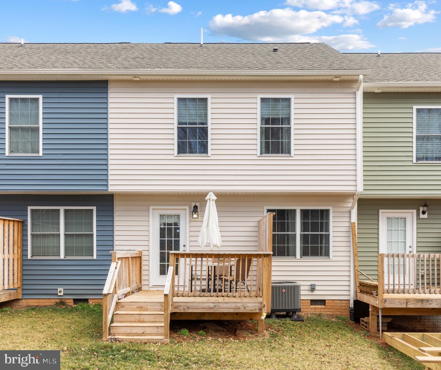 924 VIRGINIA AVE, FRONT ROYAL, Virginia 22630, 3 Bedrooms Bedrooms, ,2 BathroomsBathrooms,Residential,For sale,924 VIRGINIA AVE,VAWR2011034 MLS # VAWR2011034