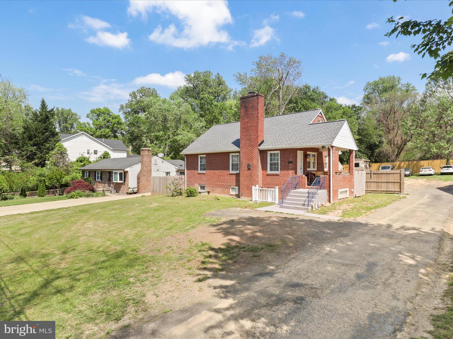 4101 WOODLAND RD, ANNANDALE, Virginia 22003, 4 Bedrooms Bedrooms, ,1 BathroomBathrooms,Residential,For sale,4101 WOODLAND RD,VAFX2237462 MLS # VAFX2237462