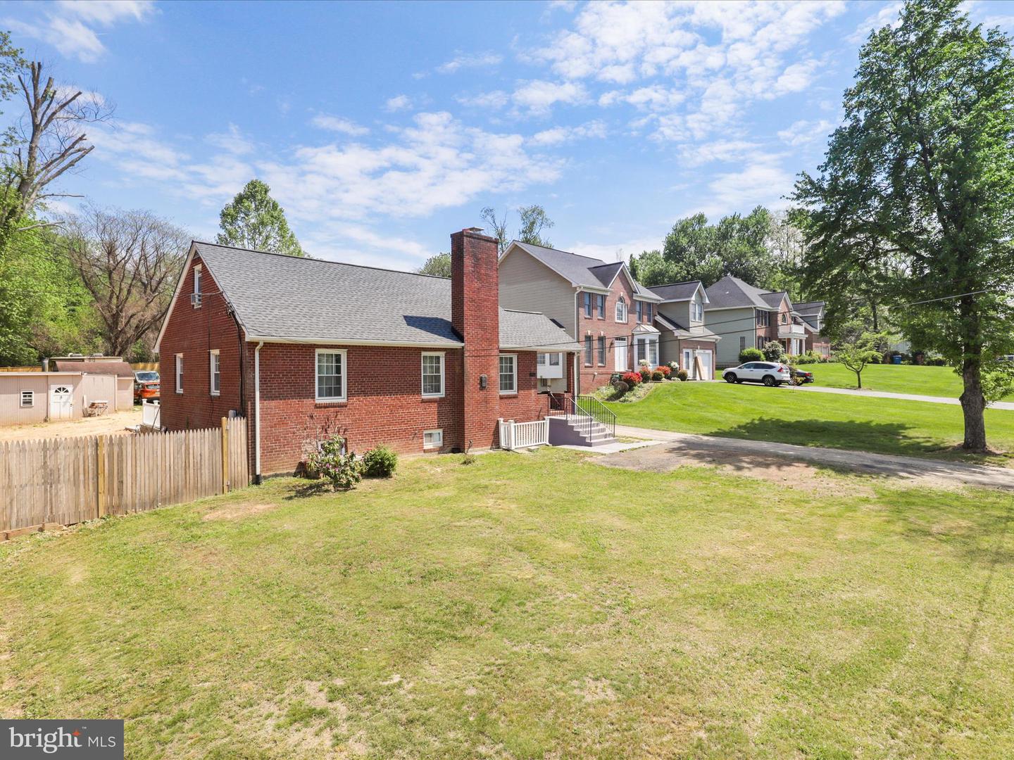 4101 WOODLAND RD, ANNANDALE, Virginia 22003, 4 Bedrooms Bedrooms, ,1 BathroomBathrooms,Residential,For sale,4101 WOODLAND RD,VAFX2237462 MLS # VAFX2237462