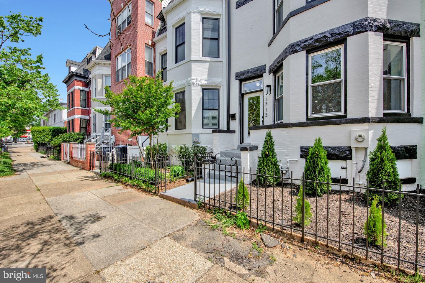 1713 4TH ST NW, WASHINGTON, District Of Columbia 20001, 3 Bedrooms Bedrooms, ,2 BathroomsBathrooms,Residential,For sale,1713 4TH ST NW,DCDC2198022 MLS # DCDC2198022