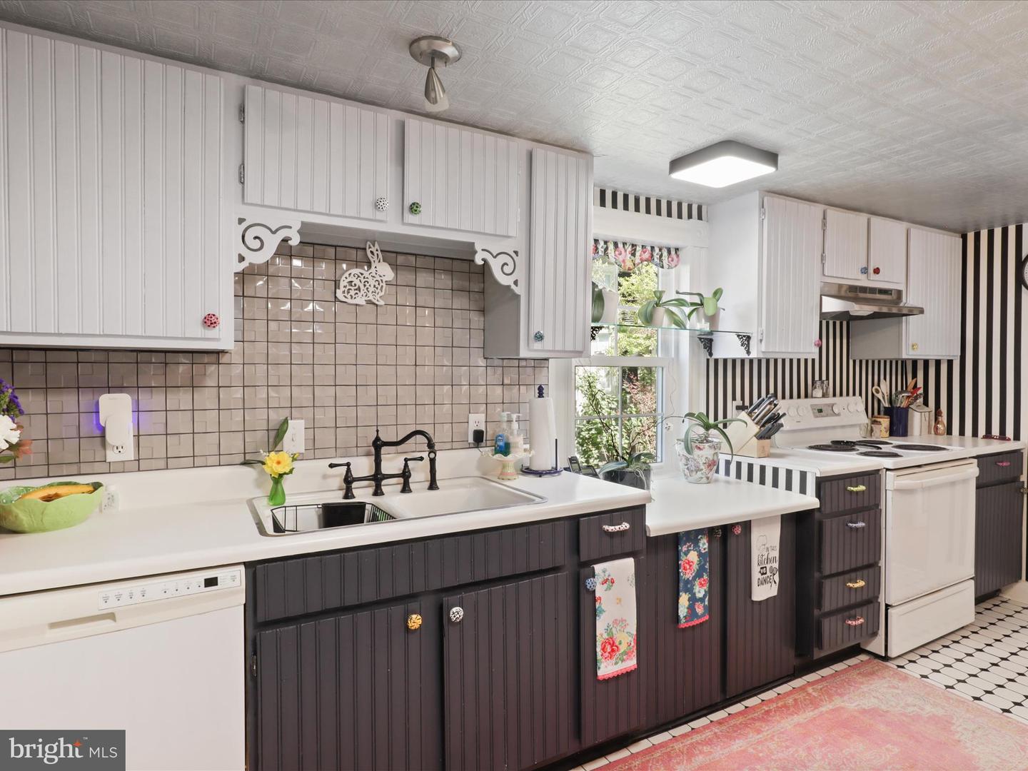 100 CAMBRIDGE ST, FREDERICKSBURG, Virginia 22405, 3 Bedrooms Bedrooms, ,1 BathroomBathrooms,Residential,For sale,100 CAMBRIDGE ST,VAST2038330 MLS # VAST2038330