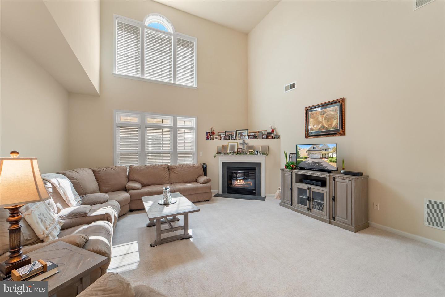 44516 BLUERIDGE MEADOWS DR, ASHBURN, Virginia 20147, 3 Bedrooms Bedrooms, 8 Rooms Rooms,2 BathroomsBathrooms,Residential,For sale,44516 BLUERIDGE MEADOWS DR,VALO2095142 MLS # VALO2095142