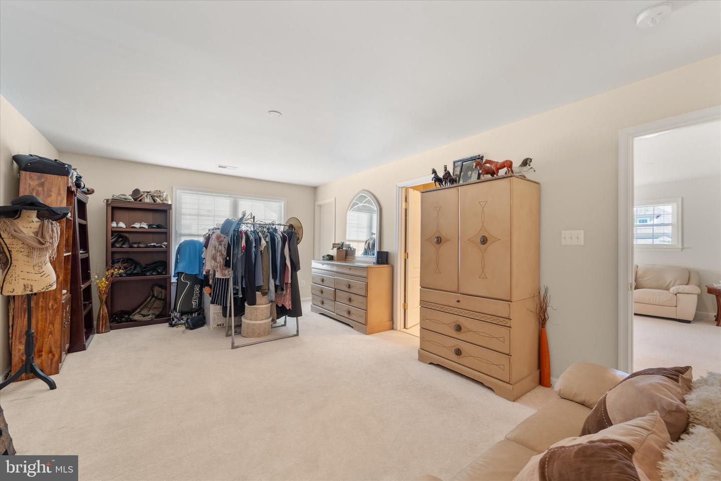 44516 BLUERIDGE MEADOWS DR, ASHBURN, Virginia 20147, 3 Bedrooms Bedrooms, 8 Rooms Rooms,2 BathroomsBathrooms,Residential,For sale,44516 BLUERIDGE MEADOWS DR,VALO2095142 MLS # VALO2095142