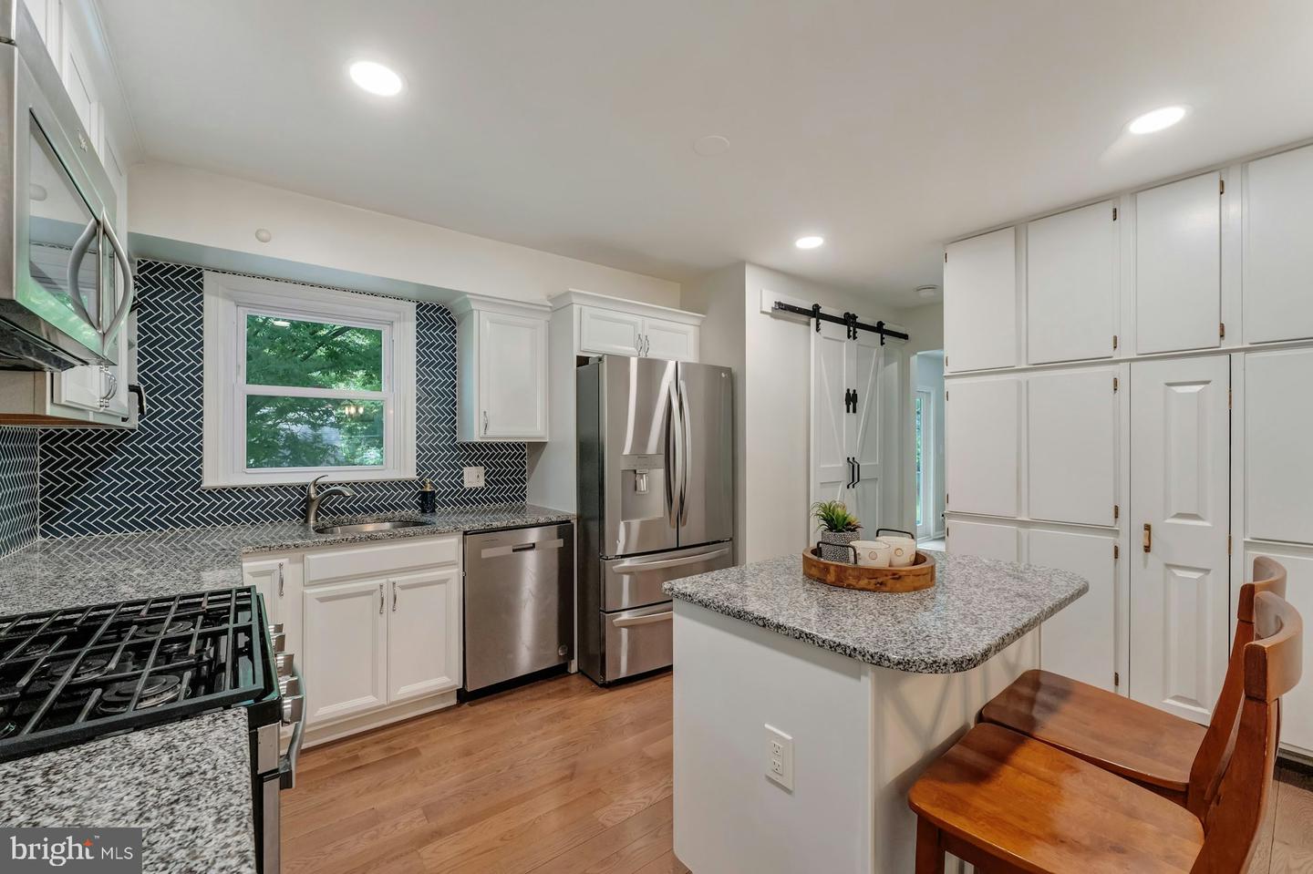 7531 ROYCE CT, ANNANDALE, Virginia 22003, 3 Bedrooms Bedrooms, ,3 BathroomsBathrooms,Residential,For sale,7531 ROYCE CT,VAFX2237558 MLS # VAFX2237558