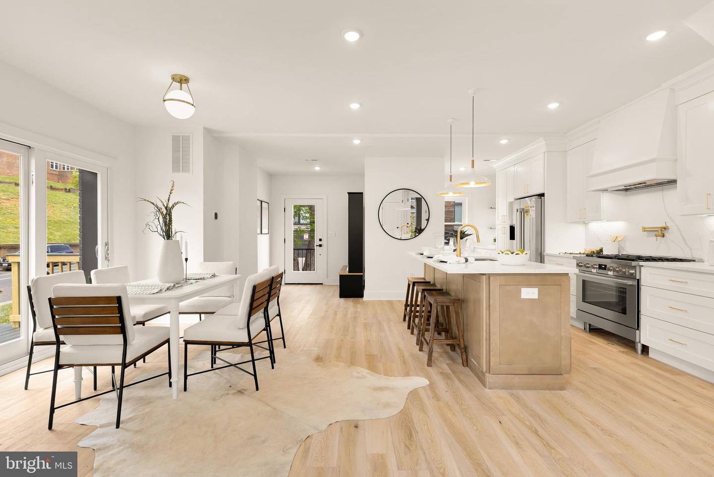 200 RANDOLPH PL NE, WASHINGTON, District Of Columbia 20002, 4 Bedrooms Bedrooms, ,3 BathroomsBathrooms,Residential,For sale,200 RANDOLPH PL NE,DCDC2198094 MLS # DCDC2198094
