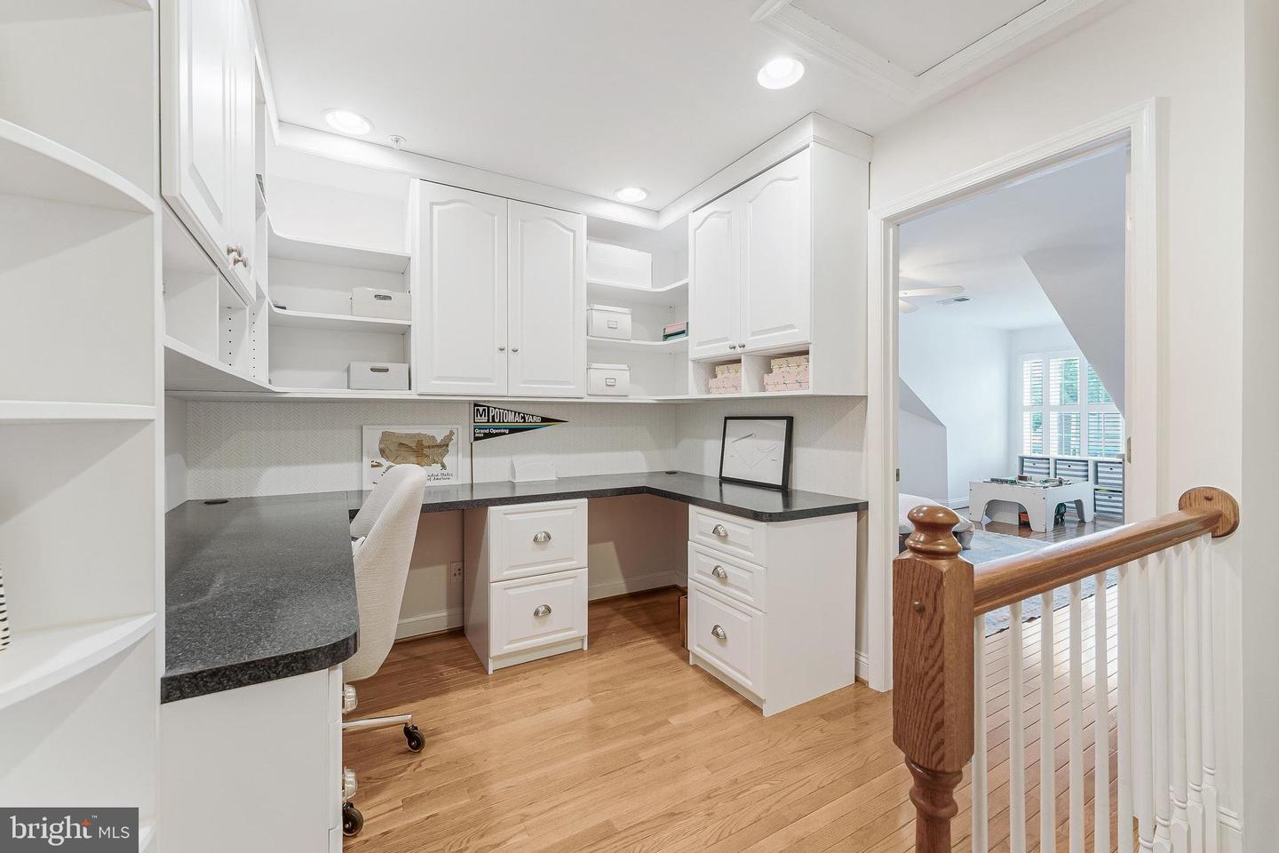 905 BERNARD ST, ALEXANDRIA, Virginia 22314, 3 Bedrooms Bedrooms, ,3 BathroomsBathrooms,Residential,For sale,905 BERNARD ST,VAAX2044746 MLS # VAAX2044746