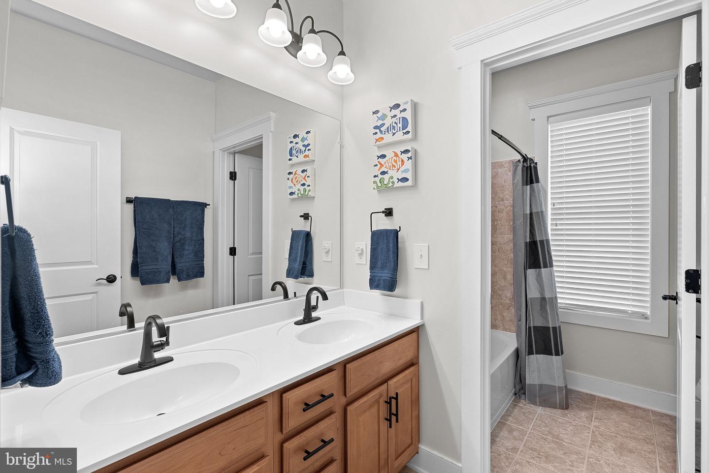 41184 ROCKY BOULDER CT, ALDIE, Virginia 20105, 6 Bedrooms Bedrooms, ,4 BathroomsBathrooms,Residential,For sale,41184 ROCKY BOULDER CT,VALO2095174 MLS # VALO2095174