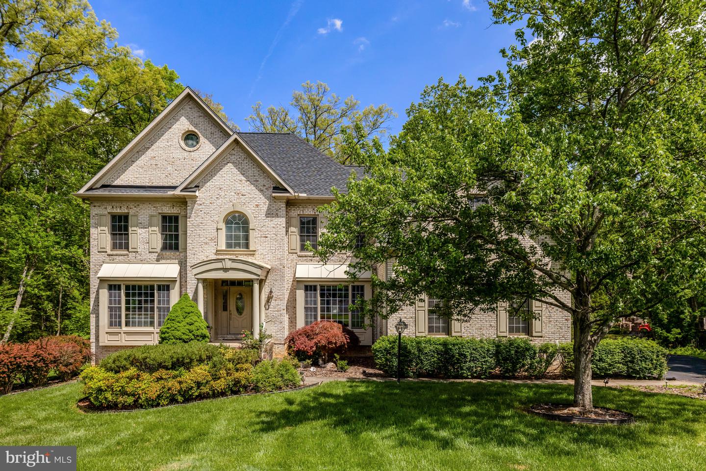 1051 NORTHFALLS CT, GREAT FALLS, Virginia 22066, 4 Bedrooms Bedrooms, ,3 BathroomsBathrooms,Residential,For sale,1051 NORTHFALLS CT,VAFX2237616 MLS # VAFX2237616