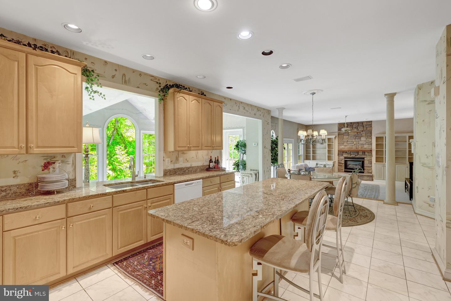 1051 NORTHFALLS CT, GREAT FALLS, Virginia 22066, 4 Bedrooms Bedrooms, ,3 BathroomsBathrooms,Residential,For sale,1051 NORTHFALLS CT,VAFX2237616 MLS # VAFX2237616