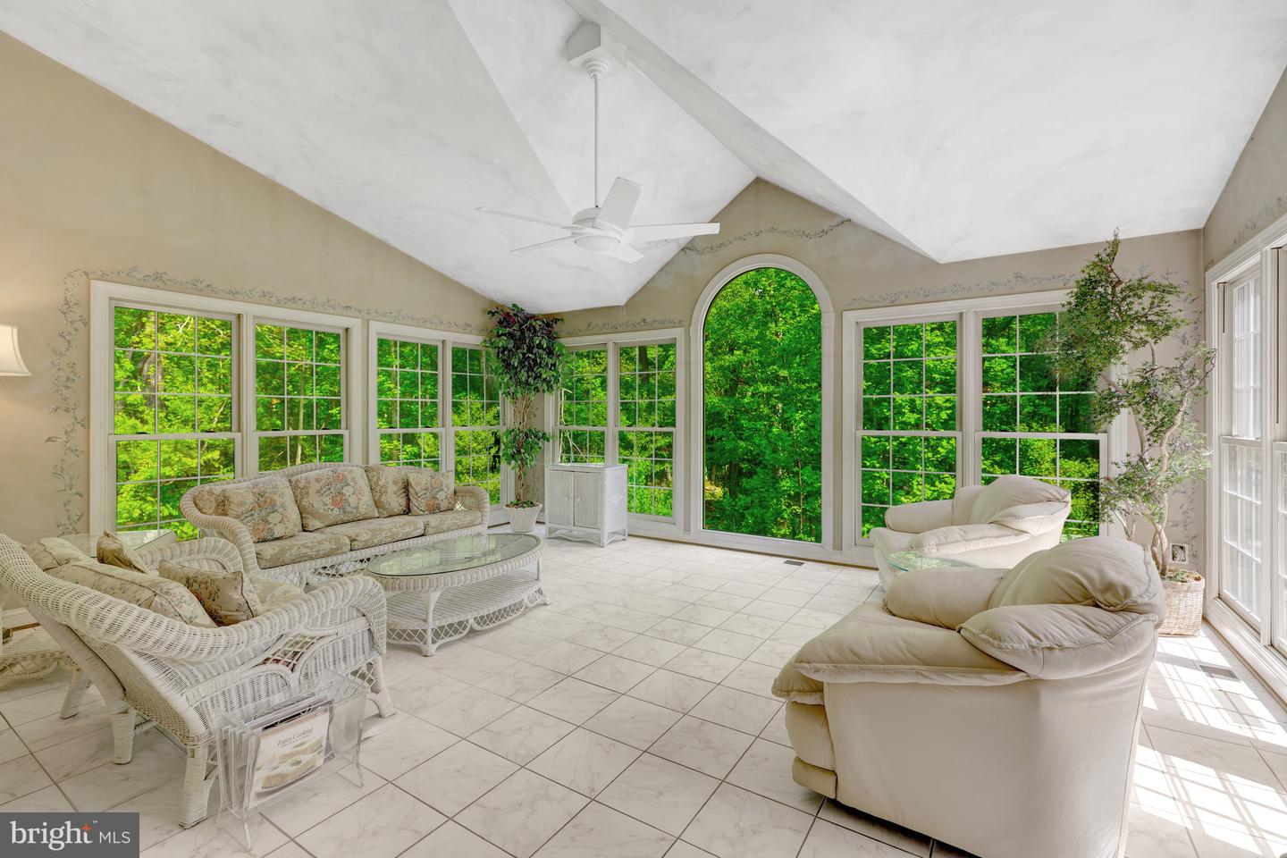 1051 NORTHFALLS CT, GREAT FALLS, Virginia 22066, 4 Bedrooms Bedrooms, ,3 BathroomsBathrooms,Residential,For sale,1051 NORTHFALLS CT,VAFX2237616 MLS # VAFX2237616
