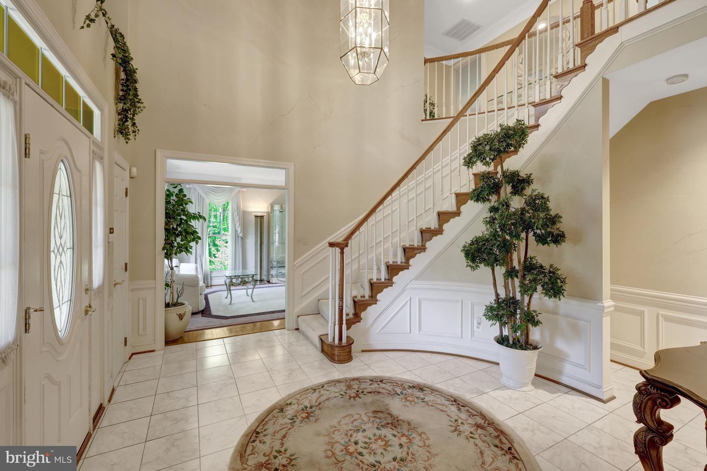 1051 NORTHFALLS CT, GREAT FALLS, Virginia 22066, 4 Bedrooms Bedrooms, ,3 BathroomsBathrooms,Residential,For sale,1051 NORTHFALLS CT,VAFX2237616 MLS # VAFX2237616