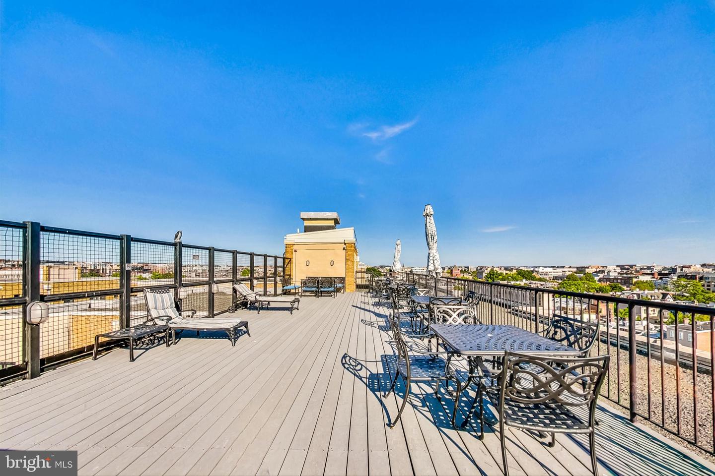 1701 16TH ST NW #452, WASHINGTON, District Of Columbia 20009, 1 Bedroom Bedrooms, ,1 BathroomBathrooms,Residential,For sale,1701 16TH ST NW #452,DCDC2198138 MLS # DCDC2198138