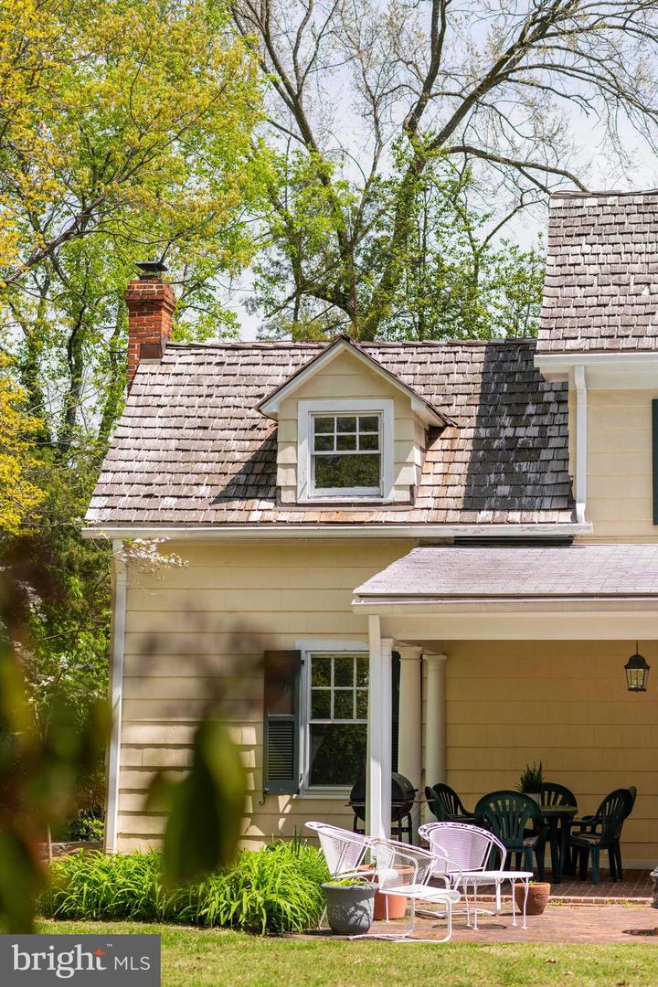 3408 WESSYNTON WAY, ALEXANDRIA, Virginia 22309, 4 Bedrooms Bedrooms, ,3 BathroomsBathrooms,Residential,For sale,3408 WESSYNTON WAY,VAFX2237542 MLS # VAFX2237542