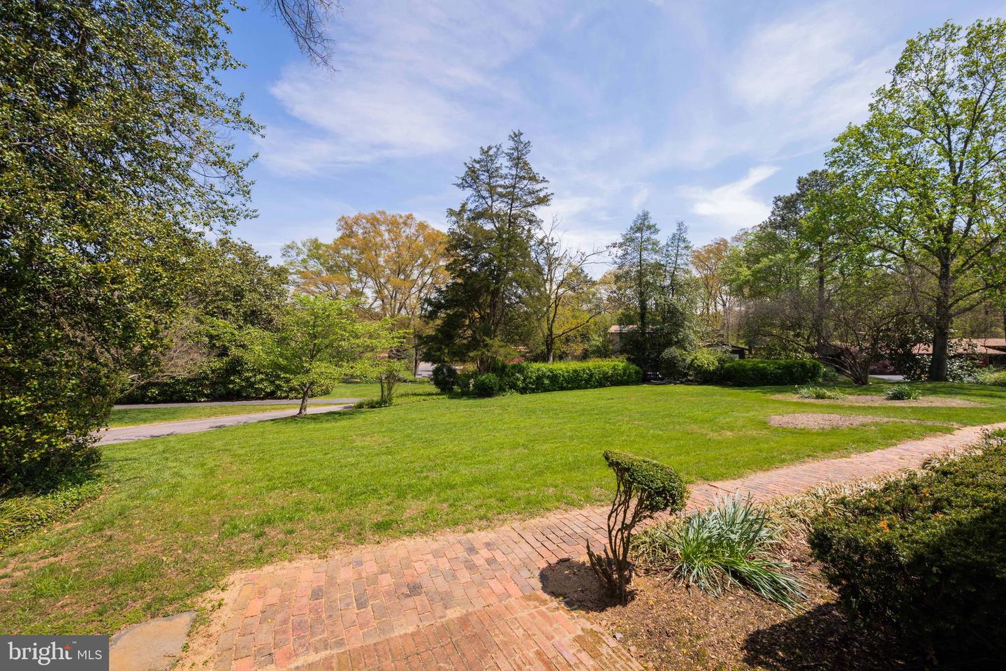 3408 WESSYNTON WAY, ALEXANDRIA, Virginia 22309, 4 Bedrooms Bedrooms, ,3 BathroomsBathrooms,Residential,For sale,3408 WESSYNTON WAY,VAFX2237542 MLS # VAFX2237542