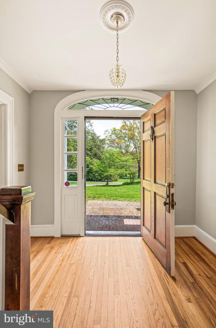 3408 WESSYNTON WAY, ALEXANDRIA, Virginia 22309, 4 Bedrooms Bedrooms, ,3 BathroomsBathrooms,Residential,For sale,3408 WESSYNTON WAY,VAFX2237542 MLS # VAFX2237542