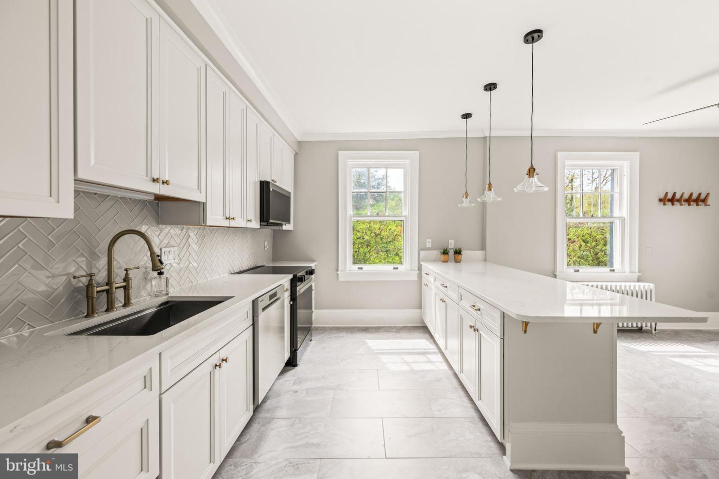 3408 WESSYNTON WAY, ALEXANDRIA, Virginia 22309, 4 Bedrooms Bedrooms, ,3 BathroomsBathrooms,Residential,For sale,3408 WESSYNTON WAY,VAFX2237542 MLS # VAFX2237542