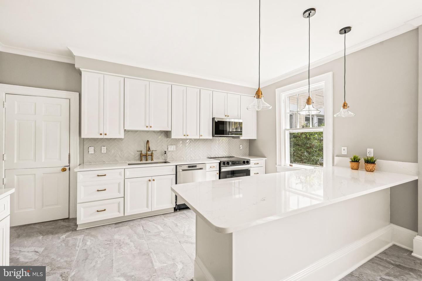 3408 WESSYNTON WAY, ALEXANDRIA, Virginia 22309, 4 Bedrooms Bedrooms, ,3 BathroomsBathrooms,Residential,For sale,3408 WESSYNTON WAY,VAFX2237542 MLS # VAFX2237542