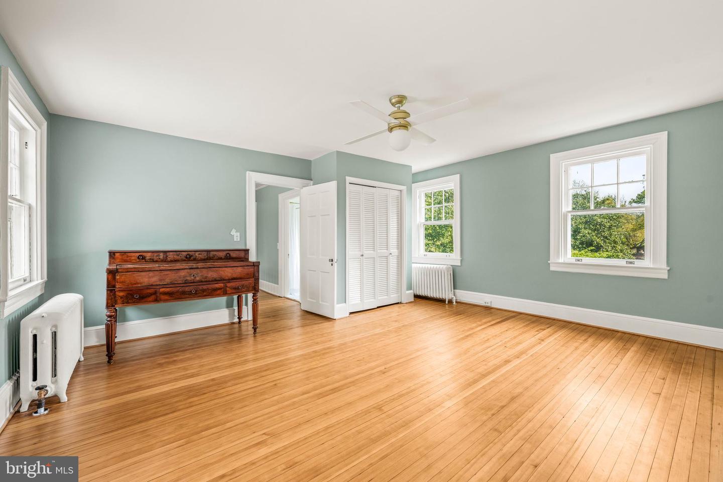 3408 WESSYNTON WAY, ALEXANDRIA, Virginia 22309, 4 Bedrooms Bedrooms, ,3 BathroomsBathrooms,Residential,For sale,3408 WESSYNTON WAY,VAFX2237542 MLS # VAFX2237542