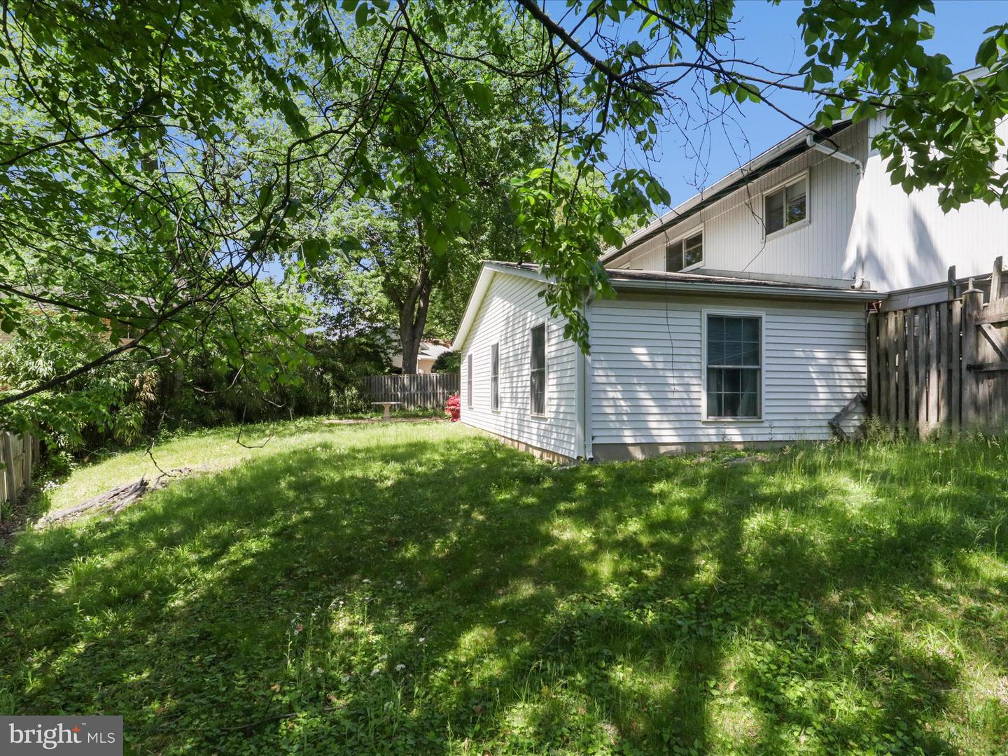 5609 8TH PL N, ARLINGTON, Virginia 22205, 6 Bedrooms Bedrooms, ,3 BathroomsBathrooms,Residential,For sale,5609 8TH PL N,VAAR2056798 MLS # VAAR2056798
