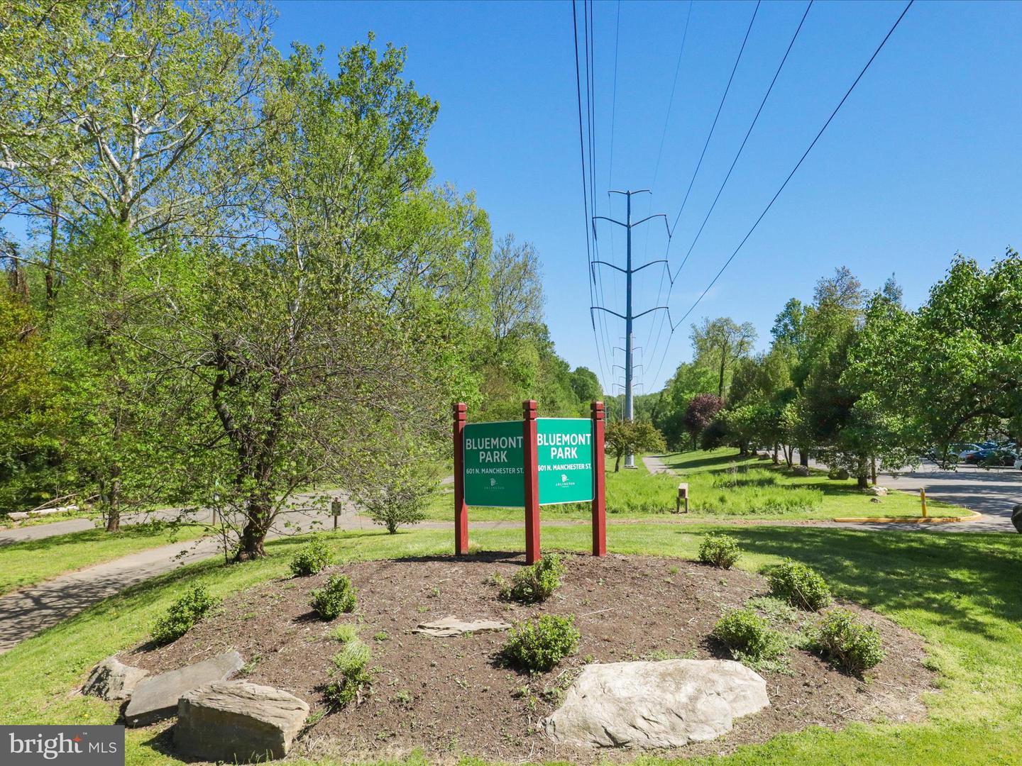 5609 8TH PL N, ARLINGTON, Virginia 22205, 6 Bedrooms Bedrooms, ,3 BathroomsBathrooms,Residential,For sale,5609 8TH PL N,VAAR2056798 MLS # VAAR2056798