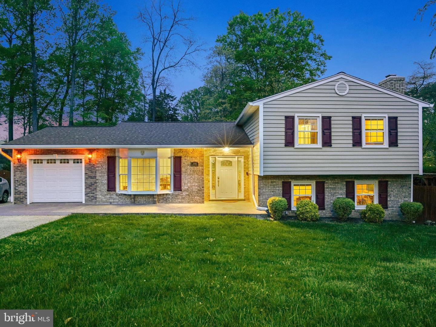 8610 WESTMEATH CT, SPRINGFIELD, Virginia 22152, 4 Bedrooms Bedrooms, ,3 BathroomsBathrooms,Residential,For sale,8610 WESTMEATH CT,VAFX2237662 MLS # VAFX2237662