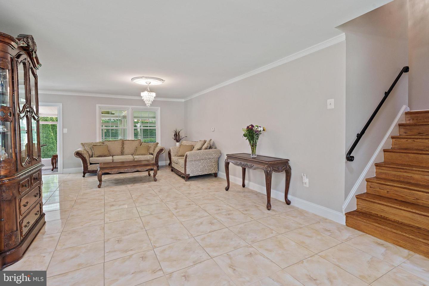 8610 WESTMEATH CT, SPRINGFIELD, Virginia 22152, 4 Bedrooms Bedrooms, ,3 BathroomsBathrooms,Residential,For sale,8610 WESTMEATH CT,VAFX2237662 MLS # VAFX2237662