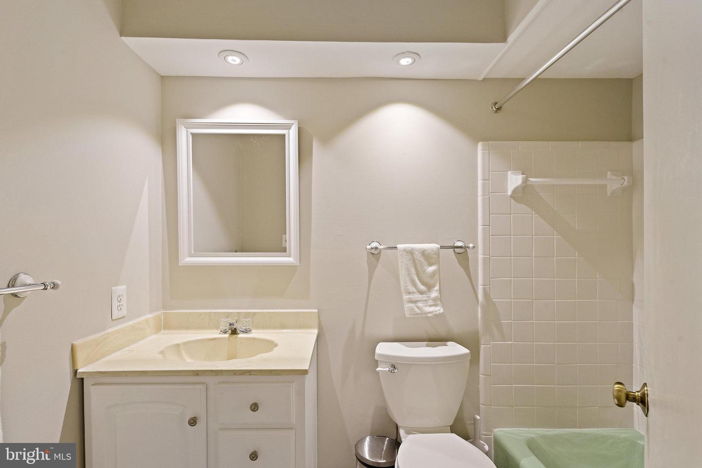 8610 WESTMEATH CT, SPRINGFIELD, Virginia 22152, 4 Bedrooms Bedrooms, ,3 BathroomsBathrooms,Residential,For sale,8610 WESTMEATH CT,VAFX2237662 MLS # VAFX2237662