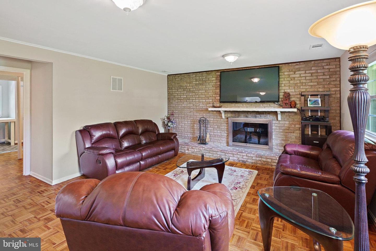 8610 WESTMEATH CT, SPRINGFIELD, Virginia 22152, 4 Bedrooms Bedrooms, ,3 BathroomsBathrooms,Residential,For sale,8610 WESTMEATH CT,VAFX2237662 MLS # VAFX2237662