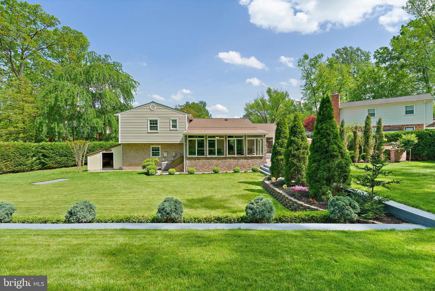 8610 WESTMEATH CT, SPRINGFIELD, Virginia 22152, 4 Bedrooms Bedrooms, ,3 BathroomsBathrooms,Residential,For sale,8610 WESTMEATH CT,VAFX2237662 MLS # VAFX2237662