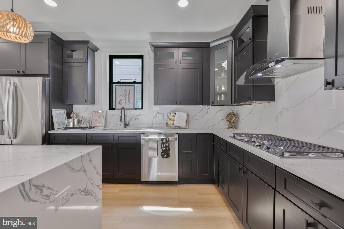 1904 JACKSON ST NE, WASHINGTON, District Of Columbia 20018, 5 Bedrooms Bedrooms, ,4 BathroomsBathrooms,Residential,For sale,1904 JACKSON ST NE,DCDC2198146 MLS # DCDC2198146
