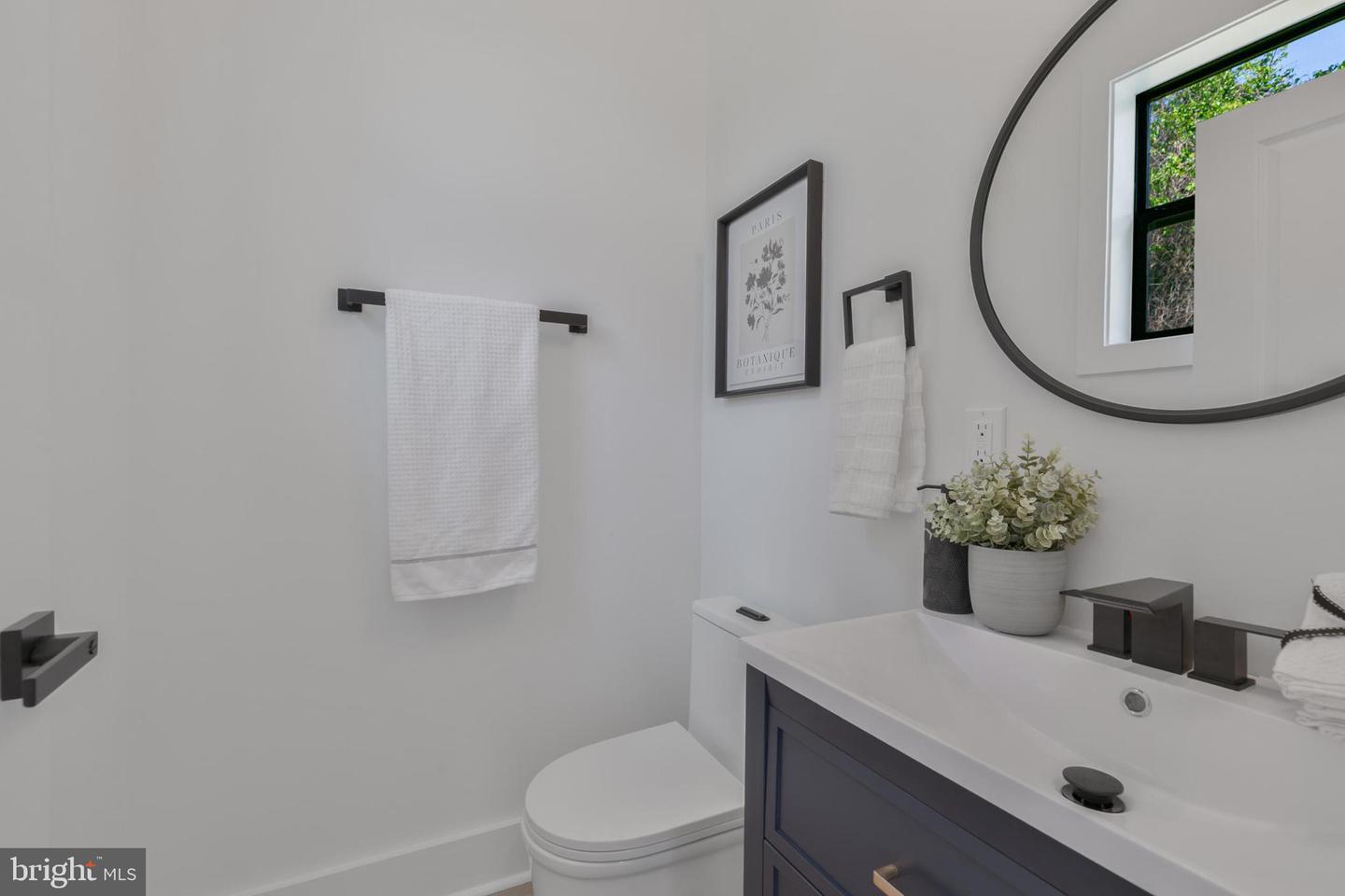1904 JACKSON ST NE, WASHINGTON, District Of Columbia 20018, 5 Bedrooms Bedrooms, ,4 BathroomsBathrooms,Residential,For sale,1904 JACKSON ST NE,DCDC2198146 MLS # DCDC2198146