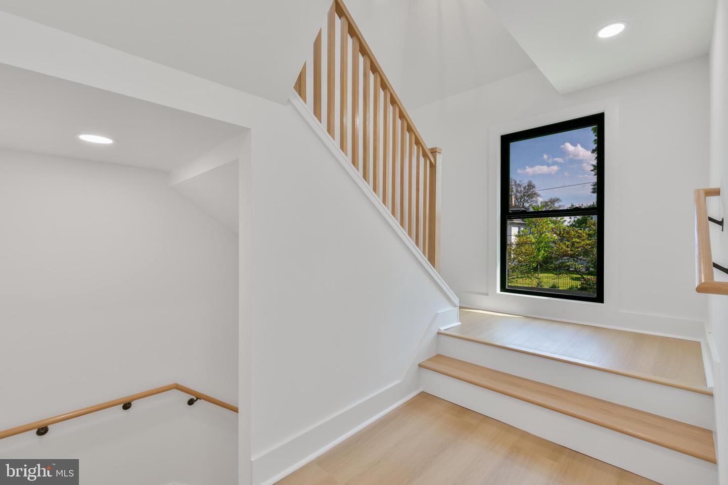 1904 JACKSON ST NE, WASHINGTON, District Of Columbia 20018, 5 Bedrooms Bedrooms, ,4 BathroomsBathrooms,Residential,For sale,1904 JACKSON ST NE,DCDC2198146 MLS # DCDC2198146