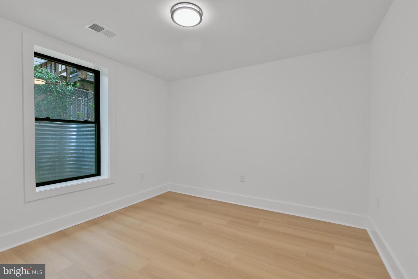 1904 JACKSON ST NE, WASHINGTON, District Of Columbia 20018, 5 Bedrooms Bedrooms, ,4 BathroomsBathrooms,Residential,For sale,1904 JACKSON ST NE,DCDC2198146 MLS # DCDC2198146