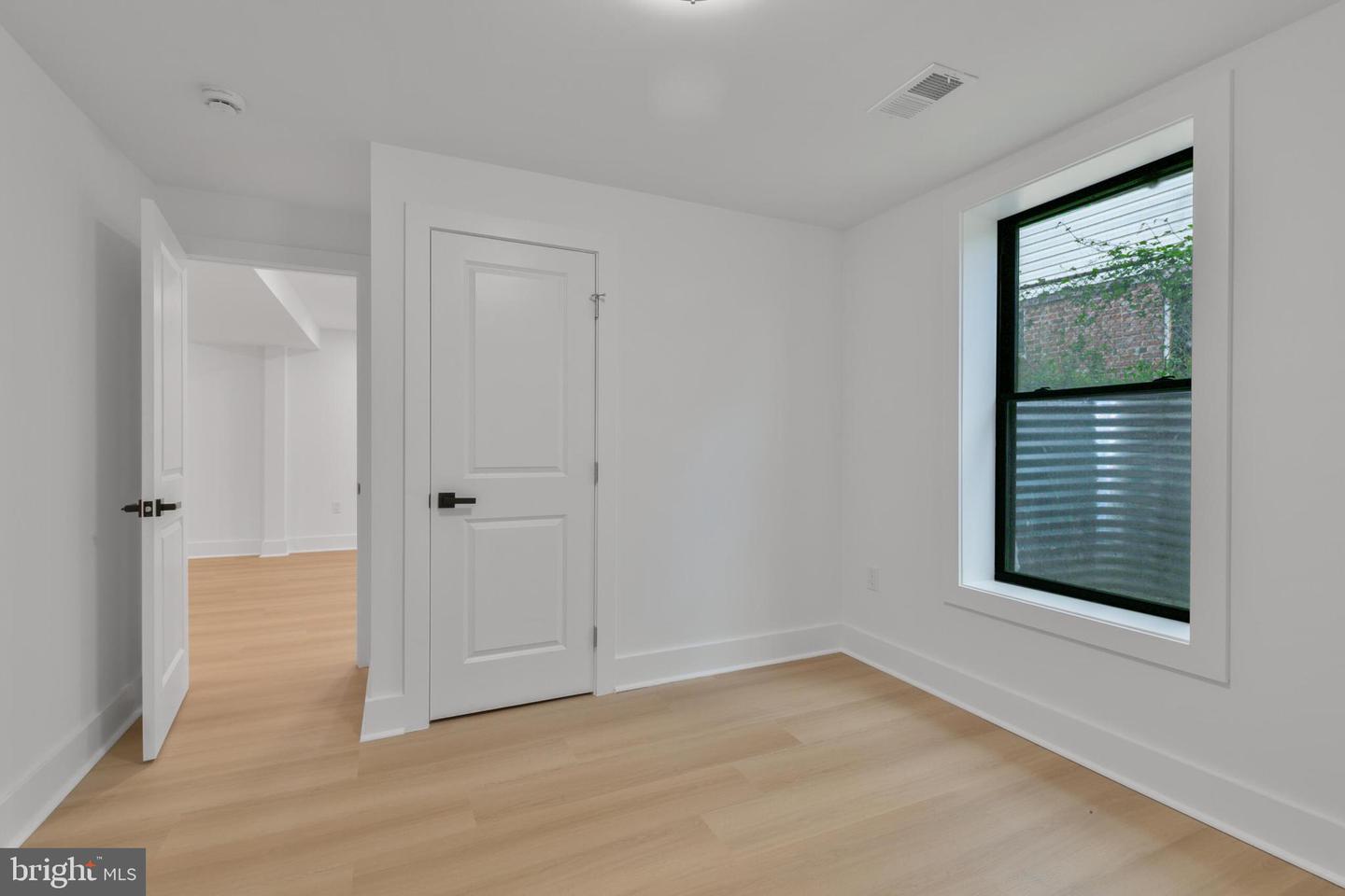 1904 JACKSON ST NE, WASHINGTON, District Of Columbia 20018, 5 Bedrooms Bedrooms, ,4 BathroomsBathrooms,Residential,For sale,1904 JACKSON ST NE,DCDC2198146 MLS # DCDC2198146