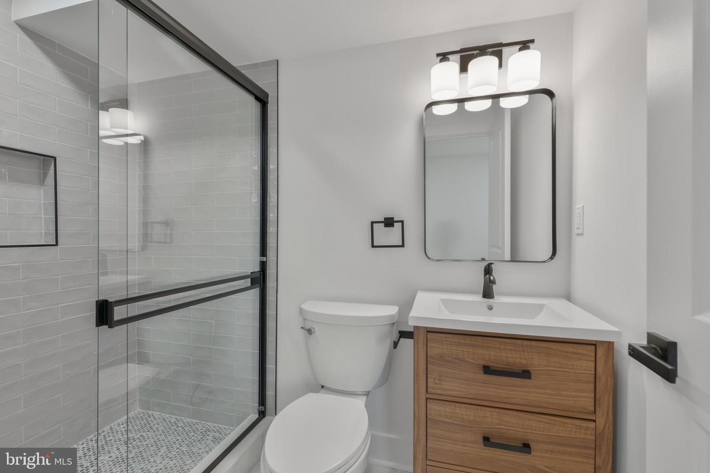 1904 JACKSON ST NE, WASHINGTON, District Of Columbia 20018, 5 Bedrooms Bedrooms, ,4 BathroomsBathrooms,Residential,For sale,1904 JACKSON ST NE,DCDC2198146 MLS # DCDC2198146