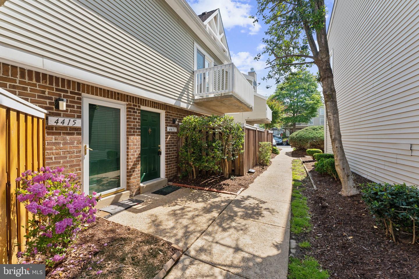 4411 PEMBROOK VILLAGE DR #101, ALEXANDRIA, Virginia 22309, 3 Bedrooms Bedrooms, ,2 BathroomsBathrooms,Residential,For sale,4411 PEMBROOK VILLAGE DR #101,VAFX2237664 MLS # VAFX2237664