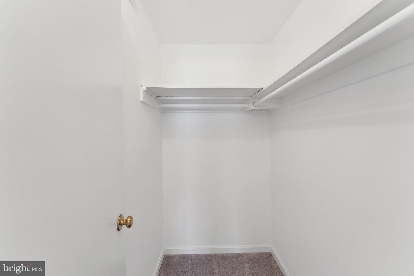 4411 PEMBROOK VILLAGE DR #101, ALEXANDRIA, Virginia 22309, 3 Bedrooms Bedrooms, ,2 BathroomsBathrooms,Residential,For sale,4411 PEMBROOK VILLAGE DR #101,VAFX2237664 MLS # VAFX2237664