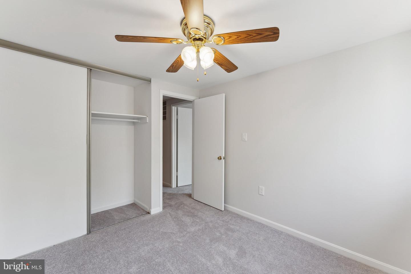 4411 PEMBROOK VILLAGE DR #101, ALEXANDRIA, Virginia 22309, 3 Bedrooms Bedrooms, ,2 BathroomsBathrooms,Residential,For sale,4411 PEMBROOK VILLAGE DR #101,VAFX2237664 MLS # VAFX2237664