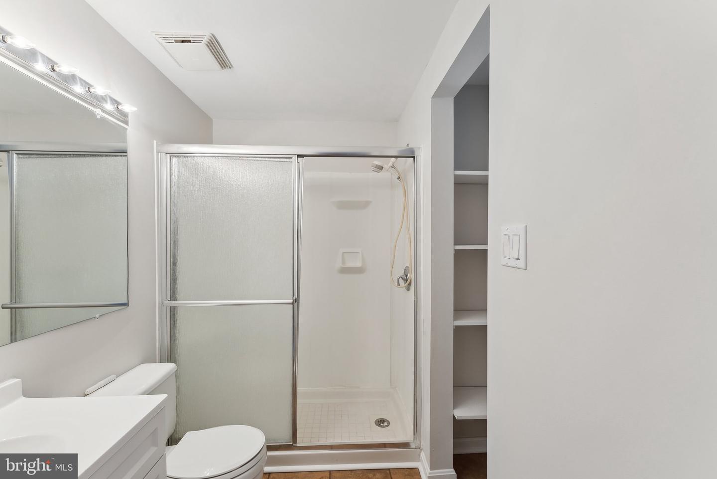 4411 PEMBROOK VILLAGE DR #101, ALEXANDRIA, Virginia 22309, 3 Bedrooms Bedrooms, ,2 BathroomsBathrooms,Residential,For sale,4411 PEMBROOK VILLAGE DR #101,VAFX2237664 MLS # VAFX2237664